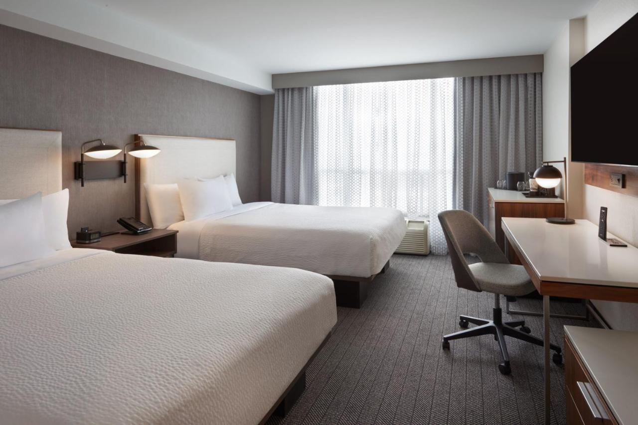 Hotel Courtyard By Marriott Kitchener Exterior foto